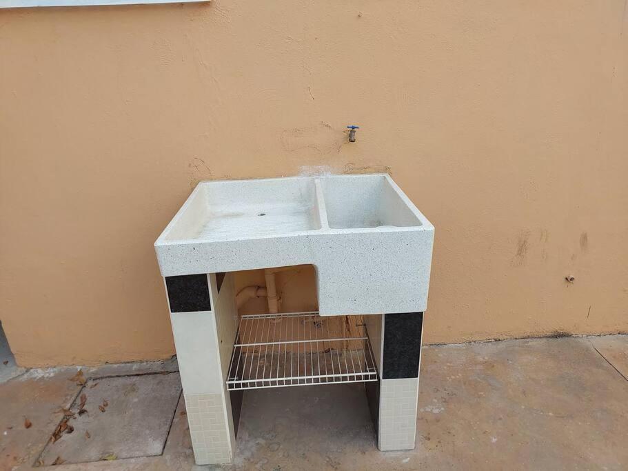 Apartamento 12 Con Dos Camas , A 200 Mts Del Vado Del Rio , Cerca Del Centro De Gobierno , Internet De Alta Velocidad هيرموسيلو المظهر الخارجي الصورة